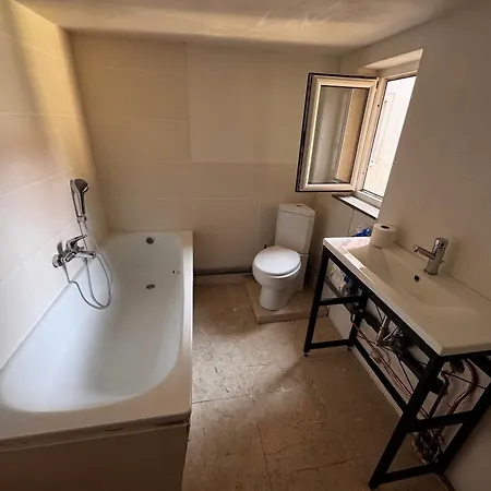 Kleine Lea 1 Homestay szállás *