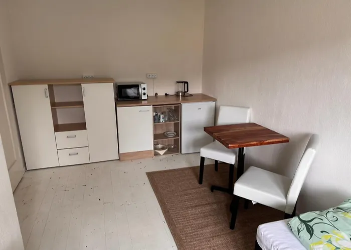 Kwatera prywatna Kleine Lea1 Gemeinschaftsbad Kein Wifi